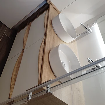 UP